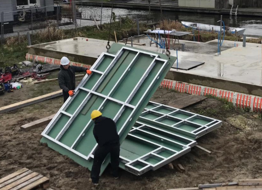 Fastwall wall - worker on site