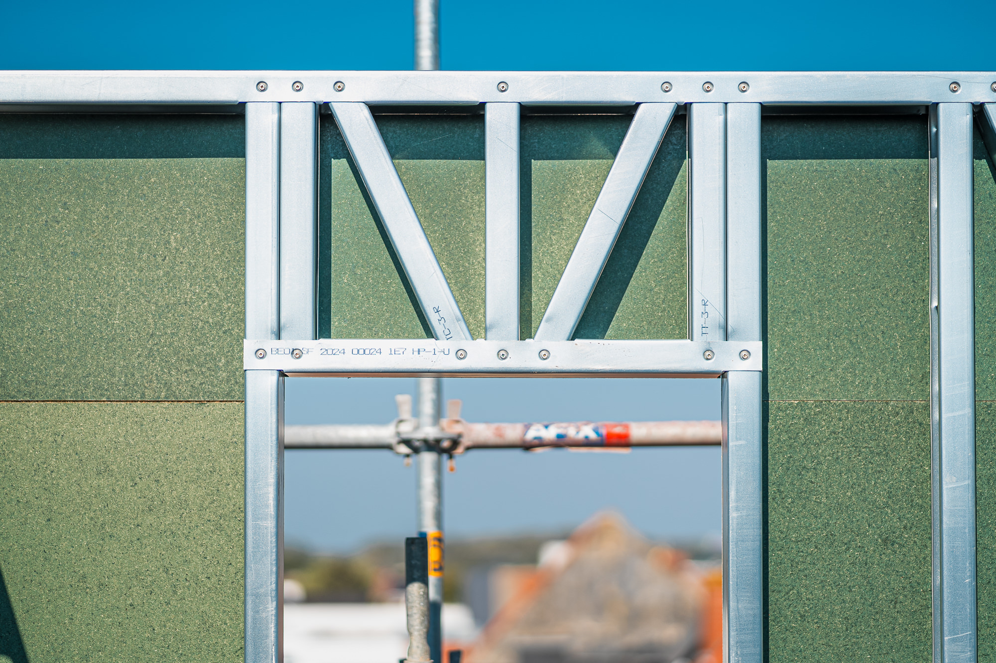 Gant vertical extension - surélévation - optopping - beSteel - details steelframe 2