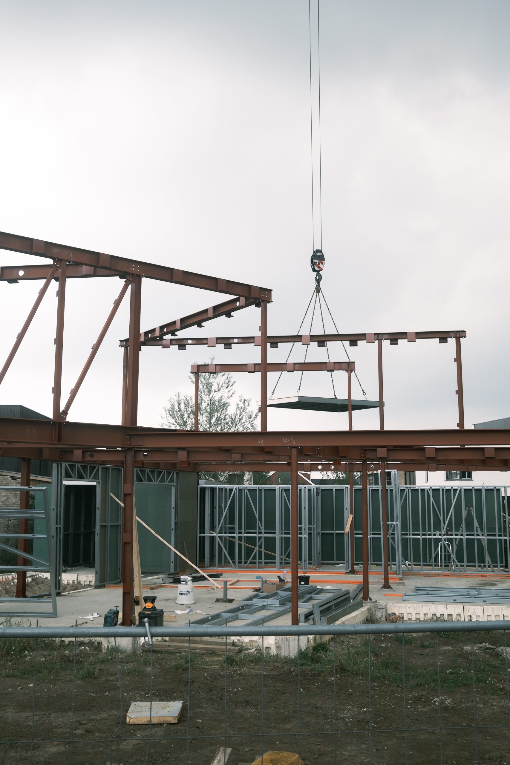 Individual family steel frame house