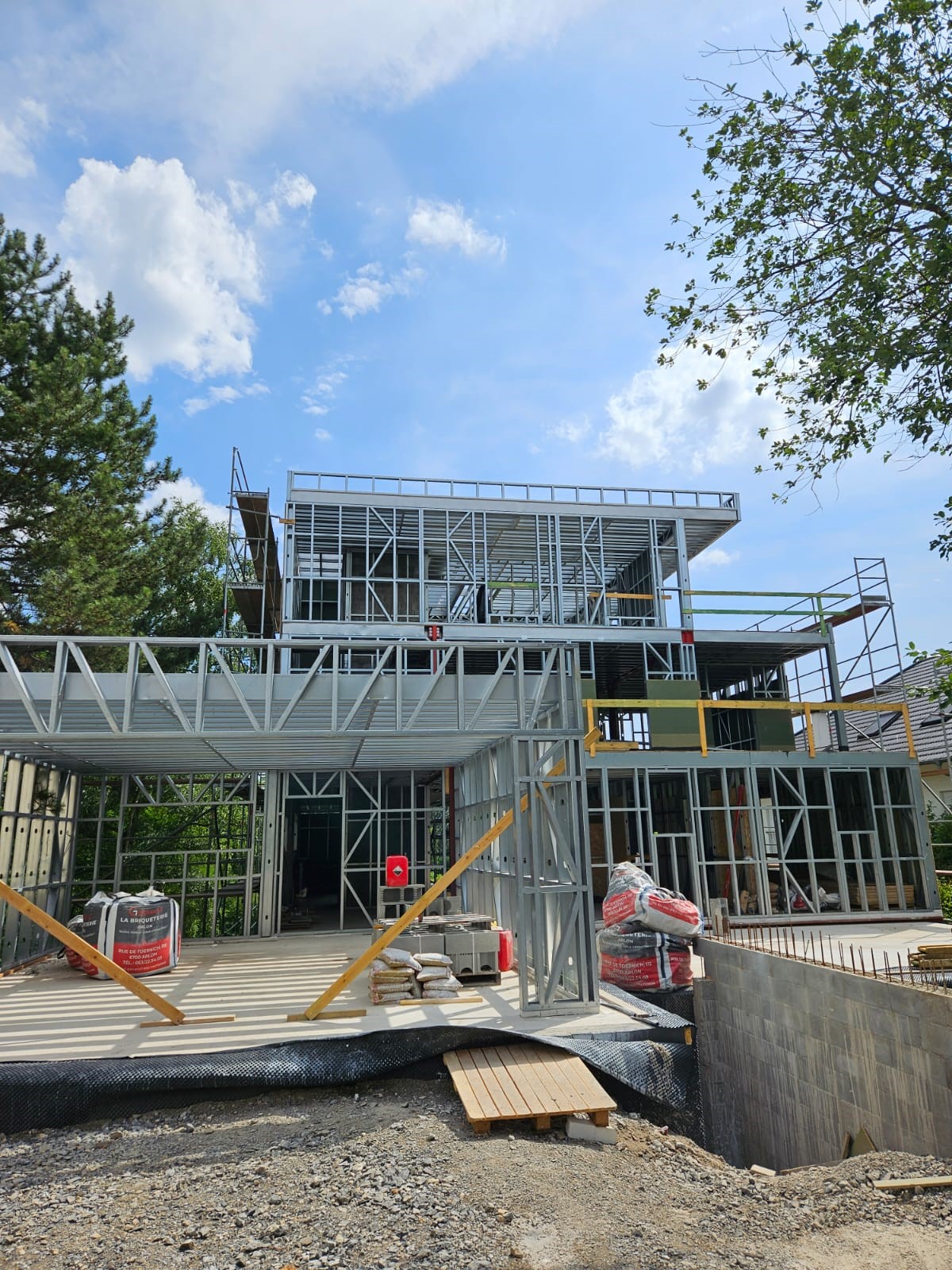 Four-storey steel frame building